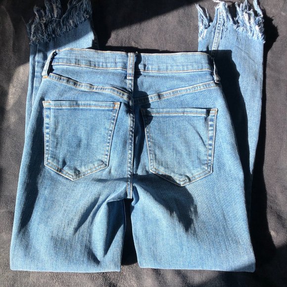 We The Free Distressed Jeans sz 26 - Picture 3 of 10